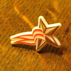 Shooting Star Vintage Lapel Pin